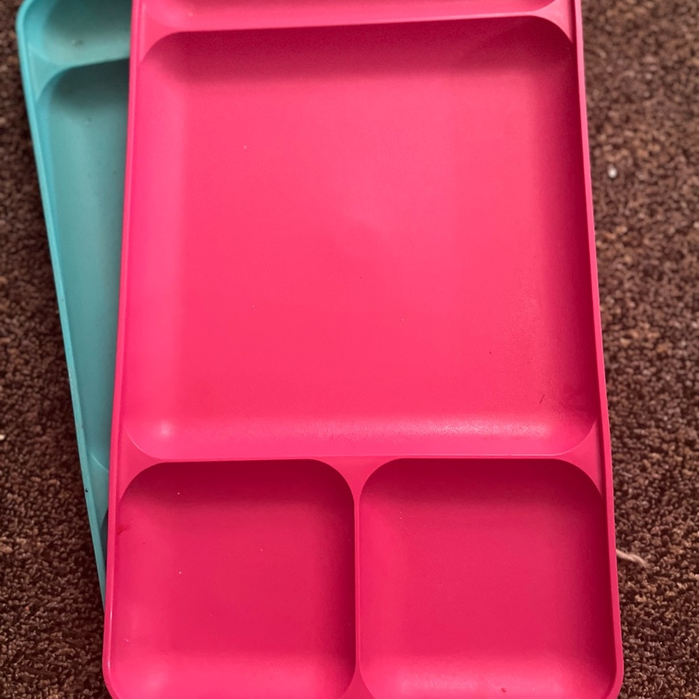 Tupperware Pink and Green Dinnerware Set